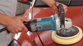 Applying Carnauba Car Wax