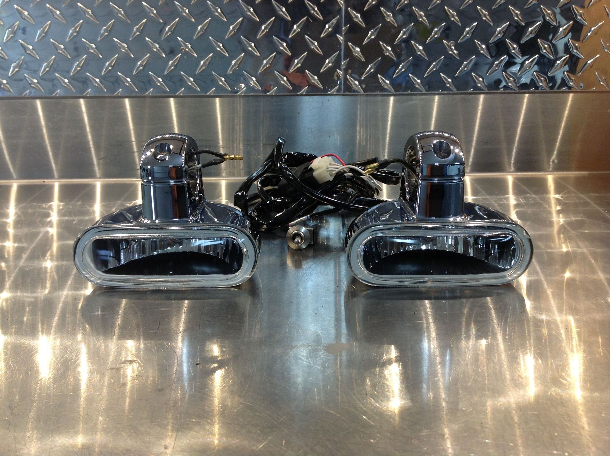 F/S H/D Engine Guard Mounted Fog Lamps Harley Davidson Forums