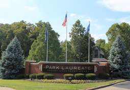 Image of Park Laureate Apartments in Louisville, KY