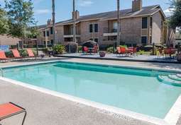 Image of Oakwood Village Apartments in Orange, TX