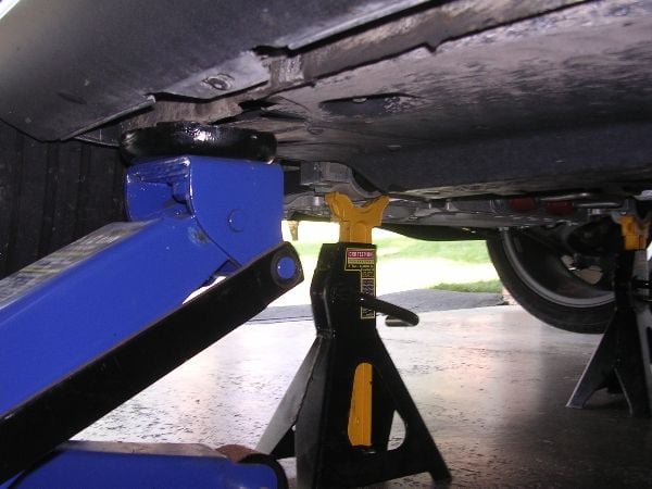 Audi A3 how to jack up car lift secure stand