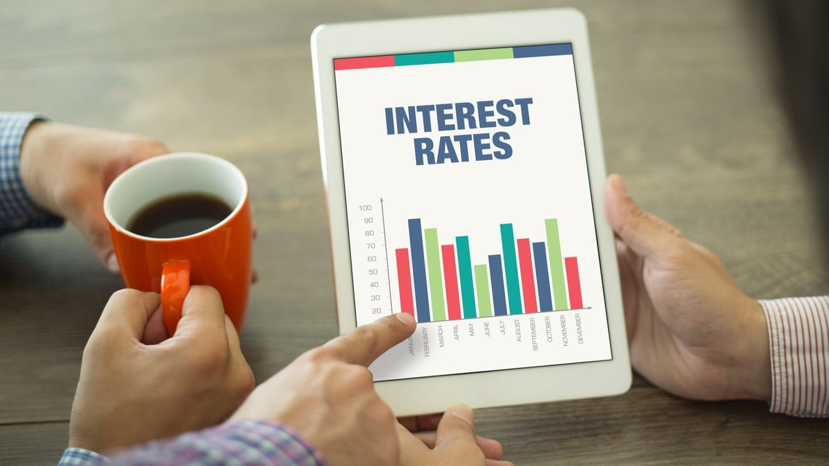 ¿Cuál es la tasa de interés promedio en un préstamo para auto?