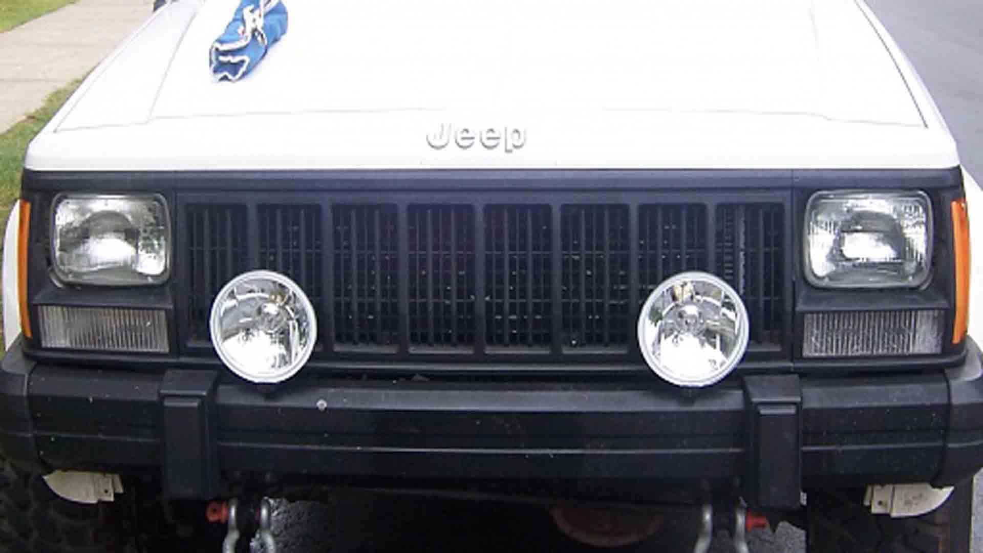 Jeep Grand Cherokee ZJ 19931998 How to Install Factory Fog Lights