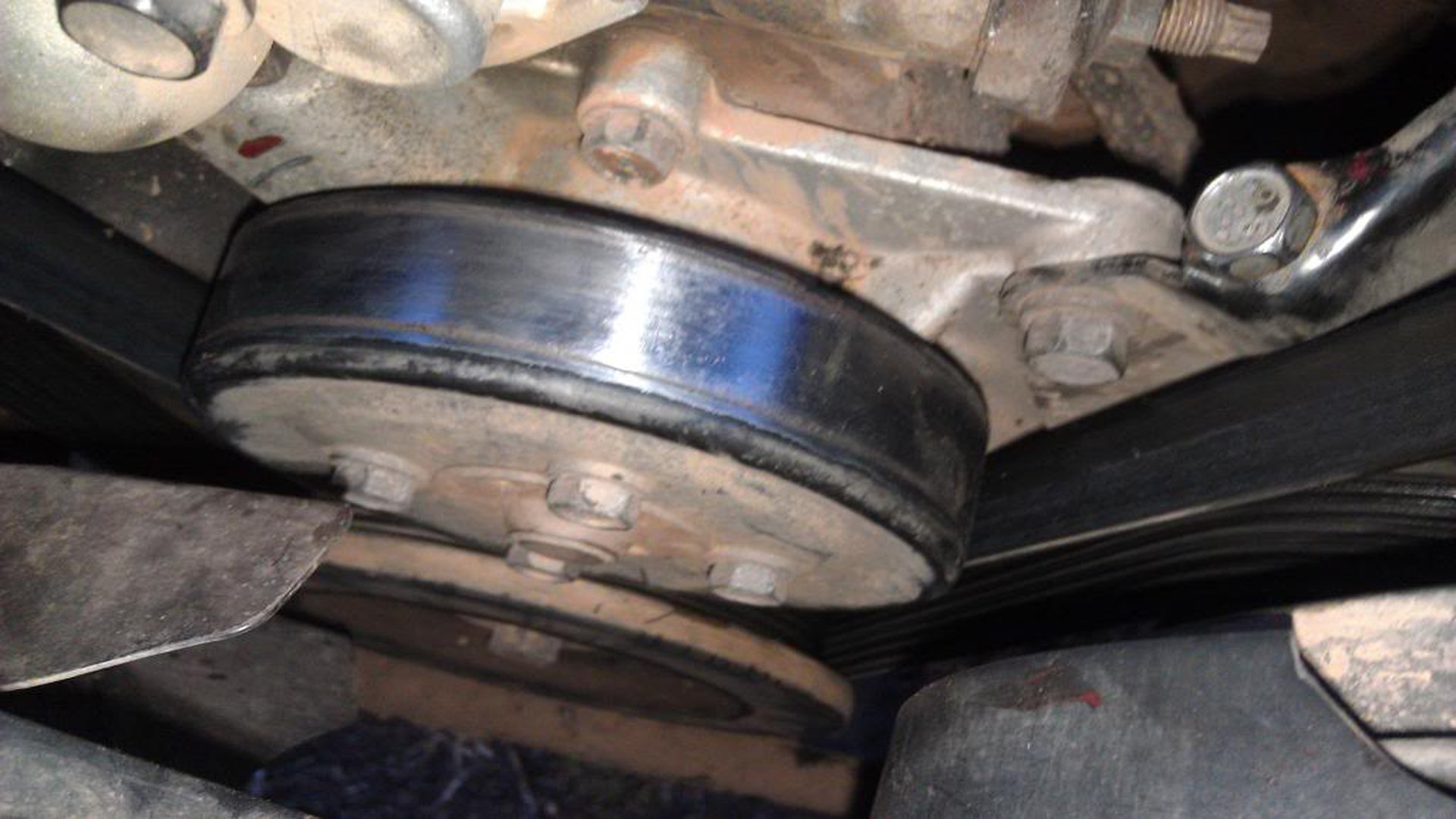 Jeep Grand Cherokee 1993-1998: Why is My Serpentine Belt Squeaking