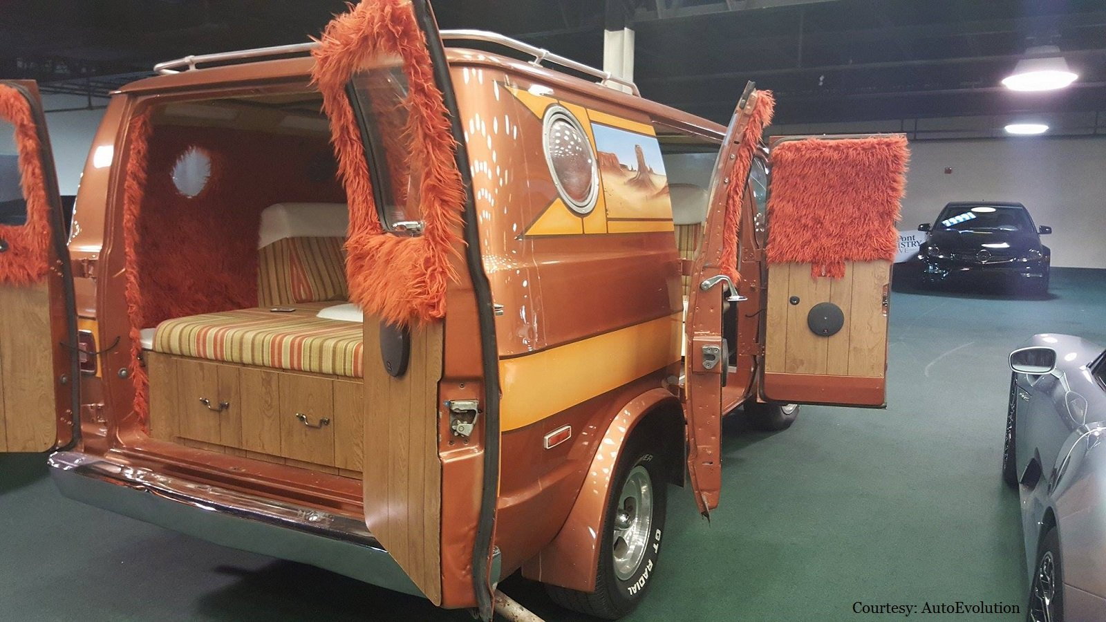 classic custom vans