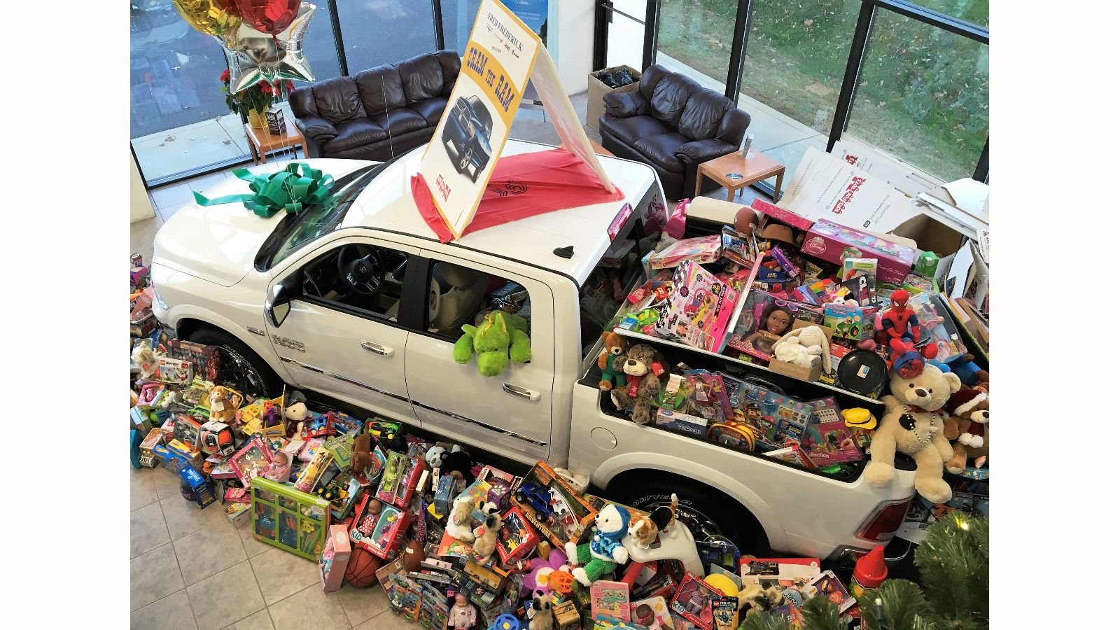 9 Dodge/Ram Trucks Bringing the Christmas | Dodgeforum