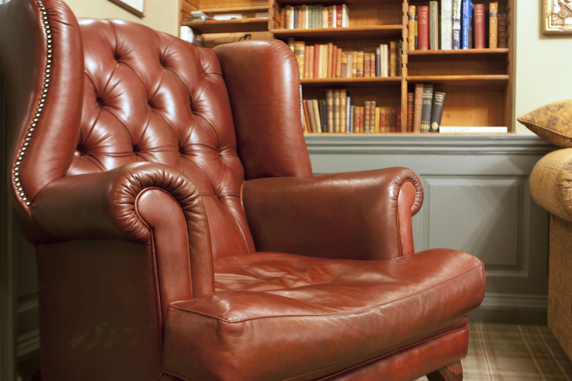 How To Reupholster A Leather Armchair, Leather For Reupholstering