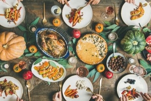 a thanksgiving dinner table