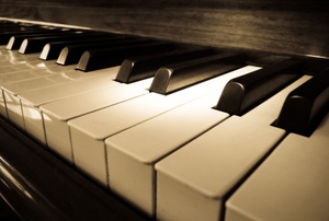 A piano.