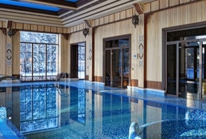 Indoor swimming pool