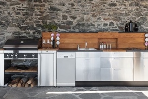 Outdoor kitchen