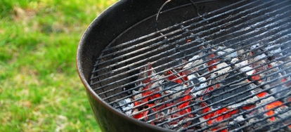 How To Keep A Charcoal Bbq Lit Doityourself How To Keep A Charcoal Bbq Lit