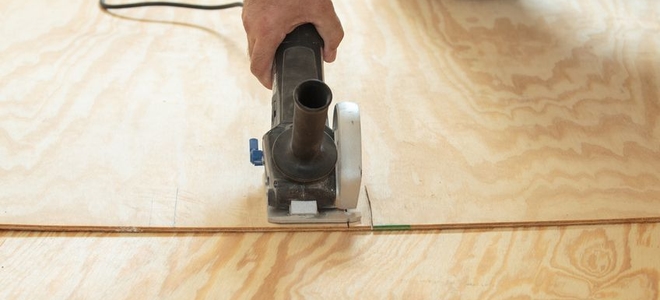 How To Lay A Plywood Subfloor Part 1 Doityourself Com