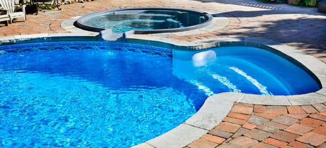 How to Diagnose and Fix a Pool-Skimmer Leak | DoItYourself.com