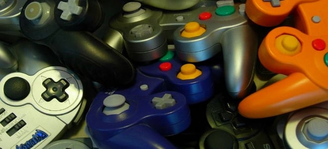Convert an Ordinary Coffee Table into a Man Cave Must-Have, game controllers, gregsdumbflickr 