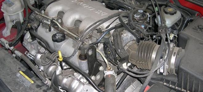 engine with valves