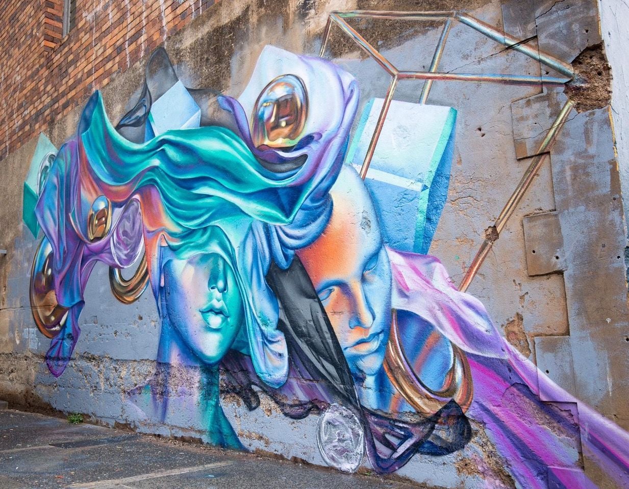 2018 Brisbane mural from street artist Rosie Woods. 
