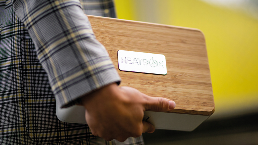 Heatbox, a new self-heating rechargeable lunchbox 