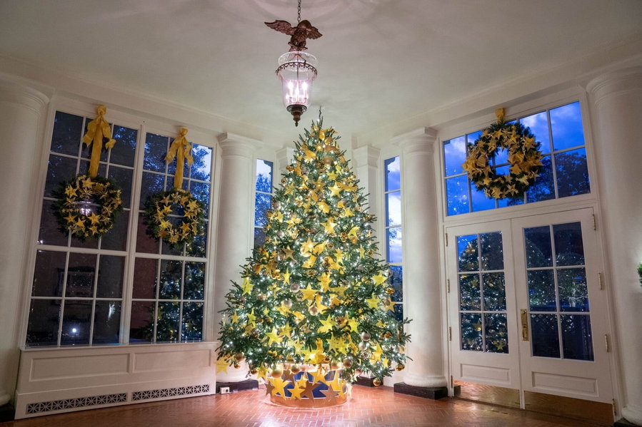 This Gold Star Tree in the White House's East Colonnade honors lost members of the military.
