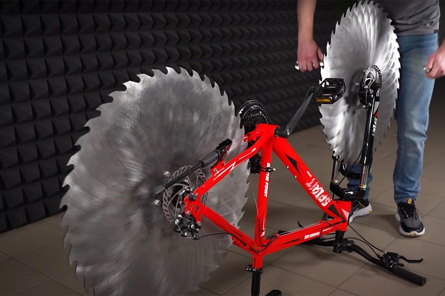 Behold the Icуcycle: a Sawblade Bike for Winter Rides | Designs & Ideas on Dornob