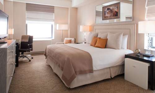 Deluxe Guestroom Deluxe Guestroom