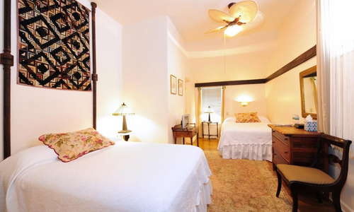 Anna room, two double beds, Carriage House