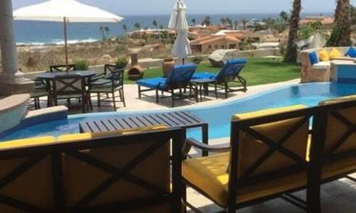 Happy Friday! ???? Now let's all go sit outside, enjoy a nice beverage until the sun sets. ??
Oh wait! Its 39 degrees outside and drizzling! ??????
.
.
#itsfriday #happyhour #cabo #haciendaencantadaresort