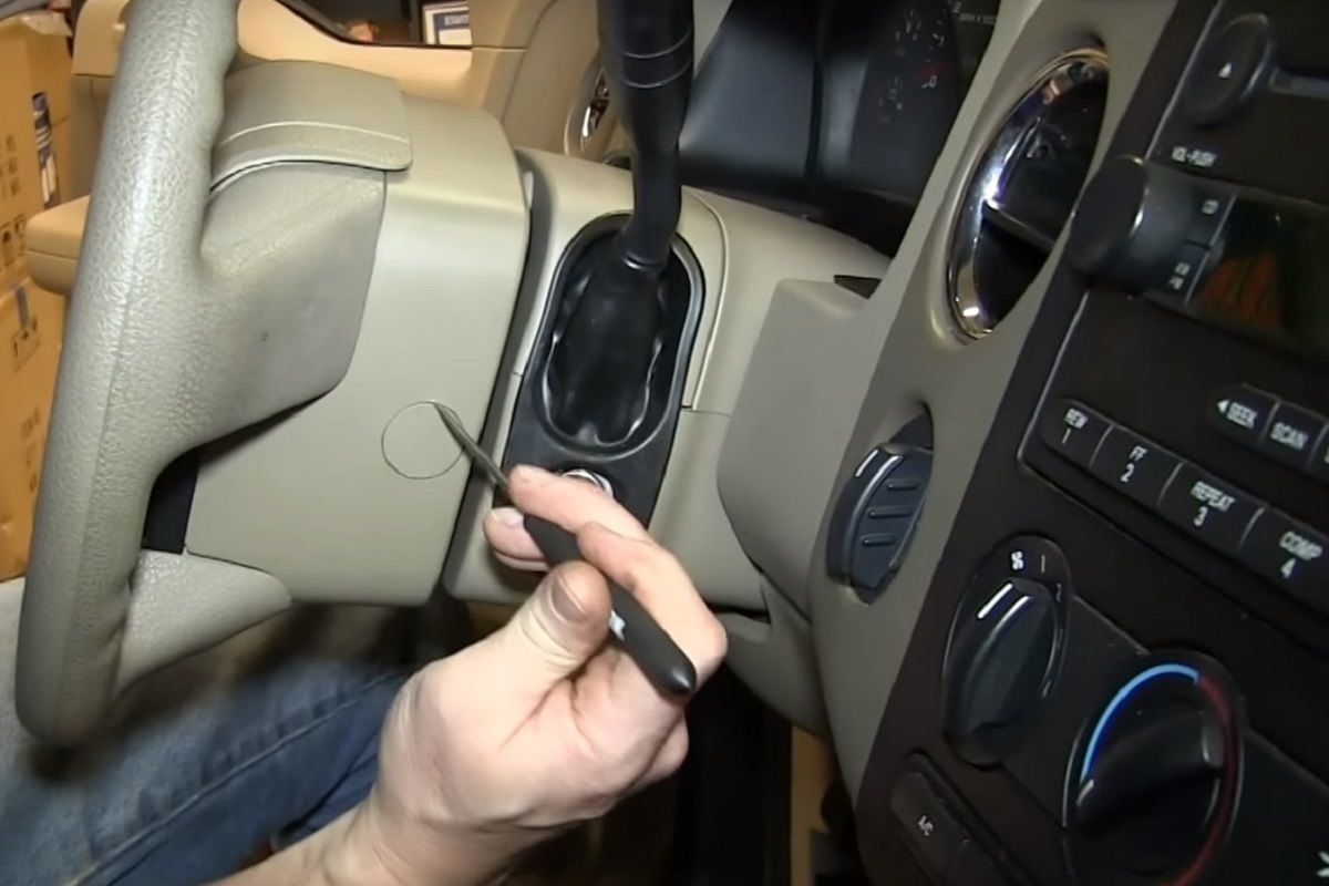 FORD F150 HOW TO REMOVE REPLACE CHANGE TURN SIGNAL SWITCH STEERING WHEEL CLOCKSPRING AIR BAG DIT
