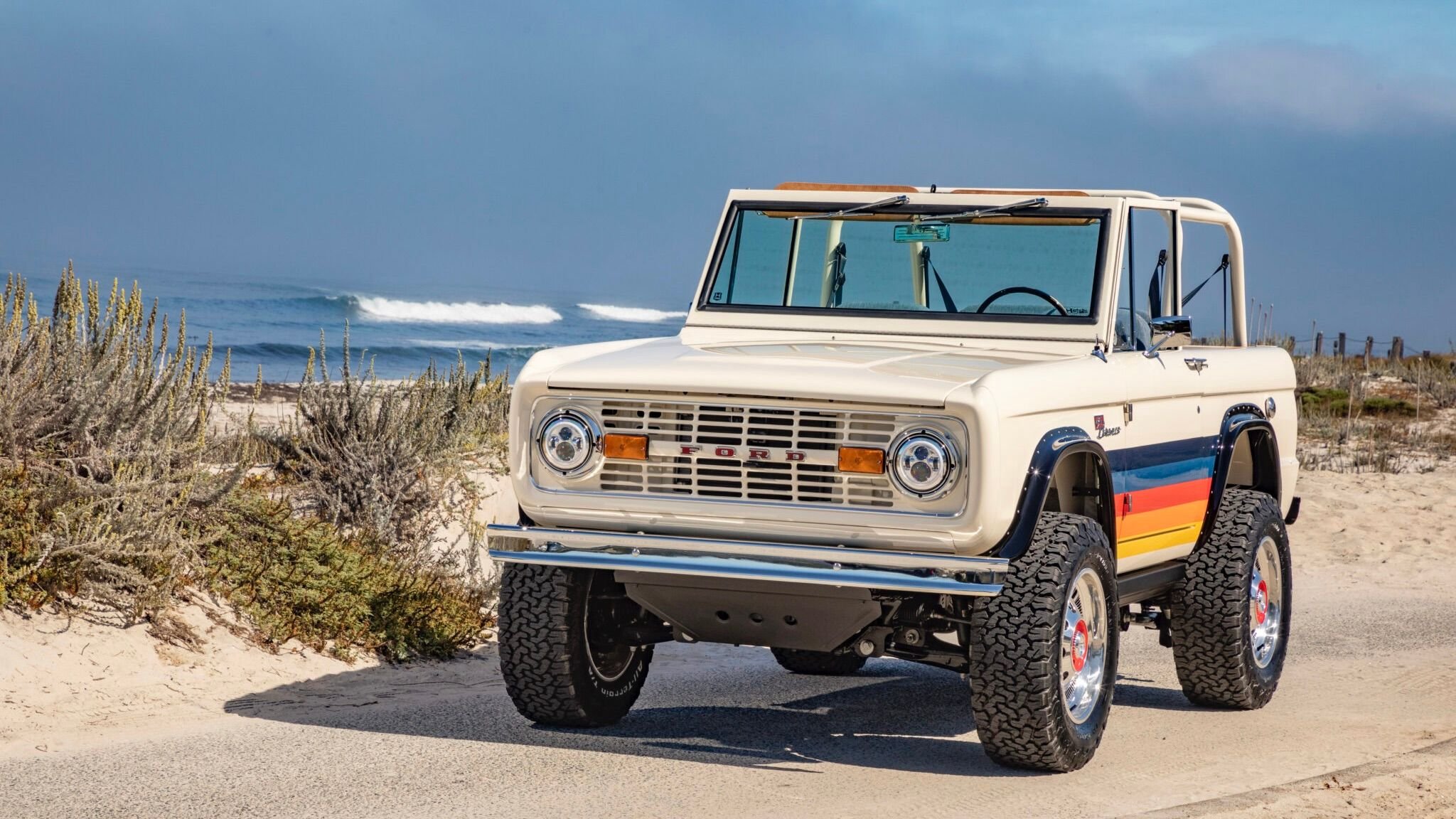Gateway Bronco Builds a Carbon Fiber 800K Masterpiece Fordtrucks