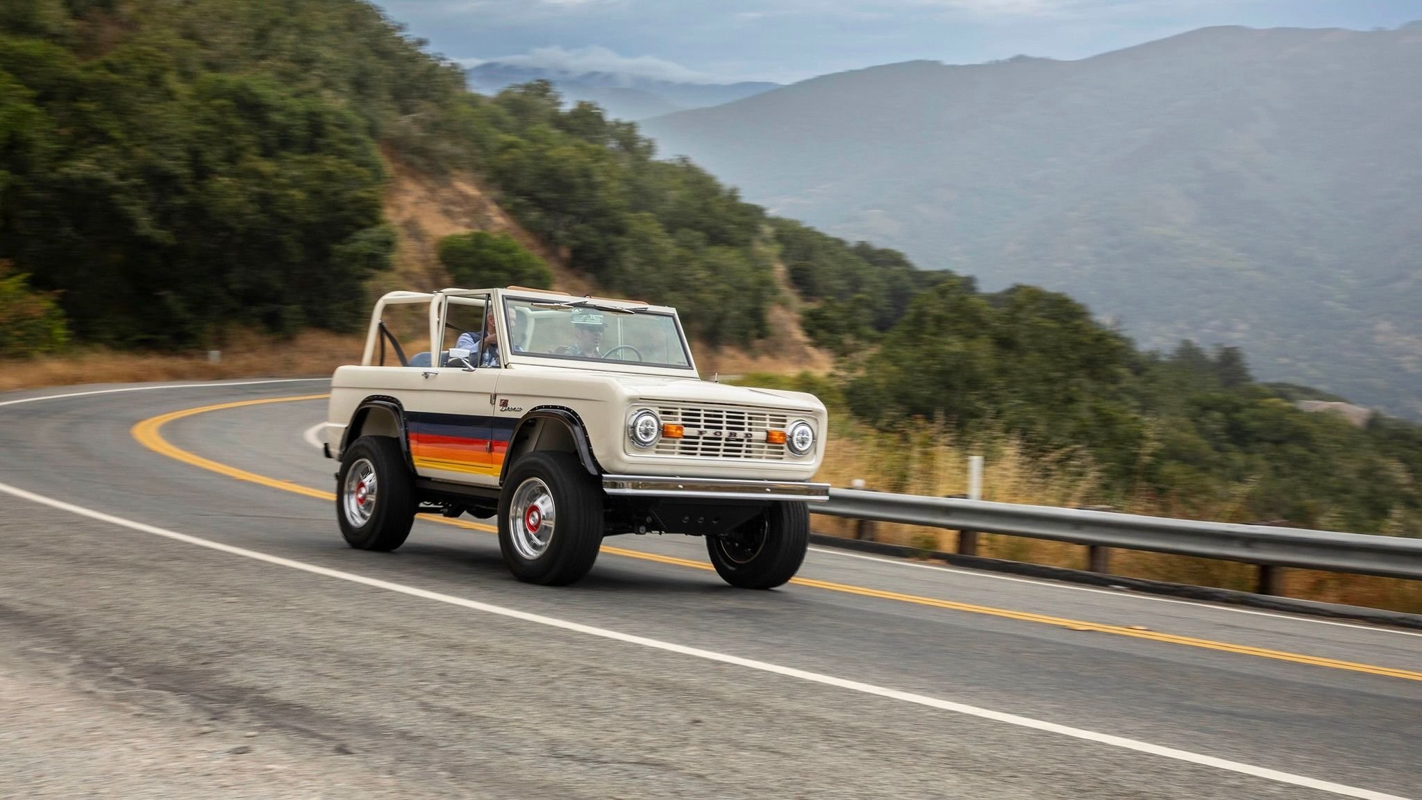 Meet the All-New Gateway Bronco LUXE-GT