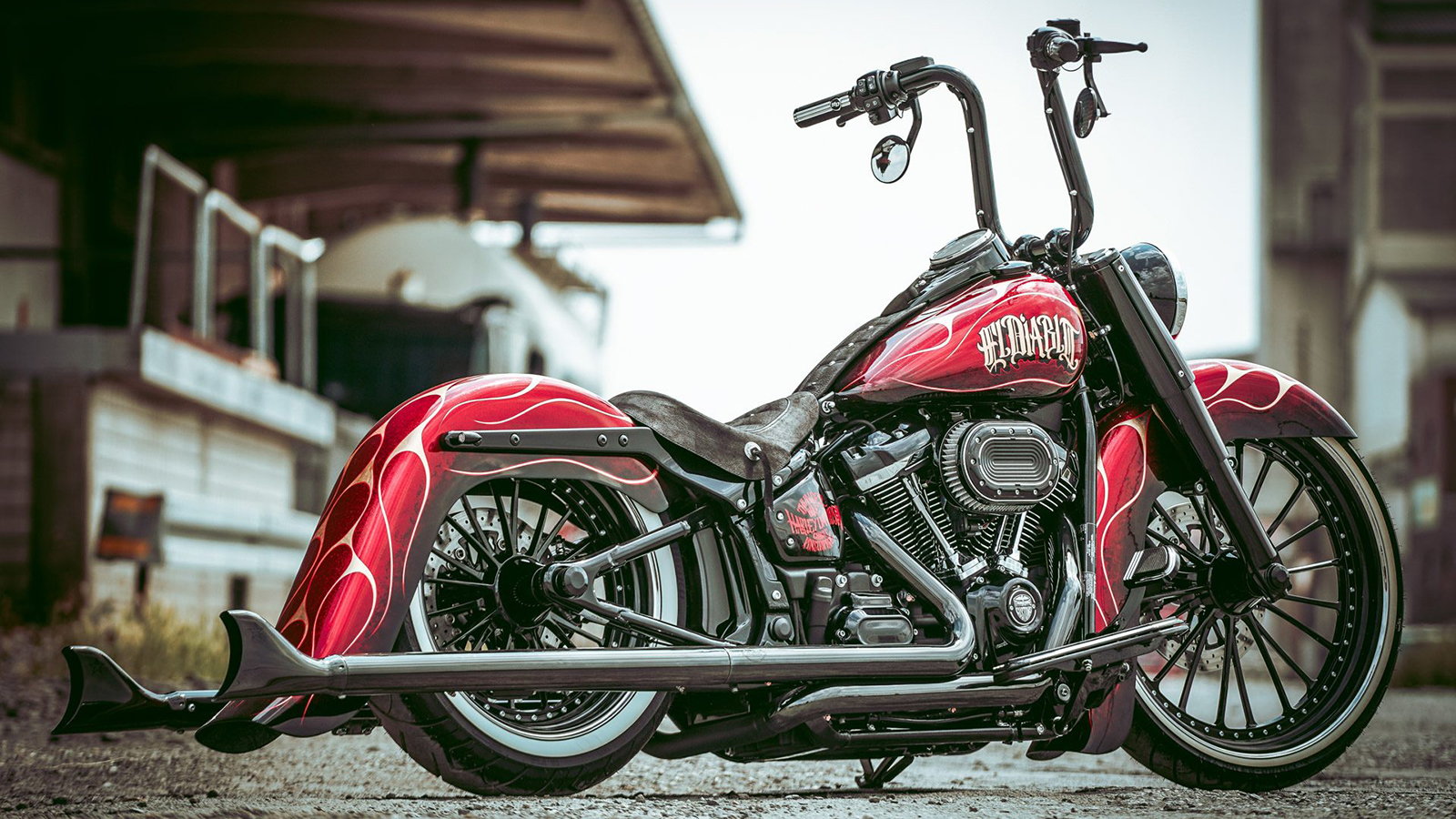 Devil In Disguise Custom Heritage Softail Is Hotter Than Hell Hdforums