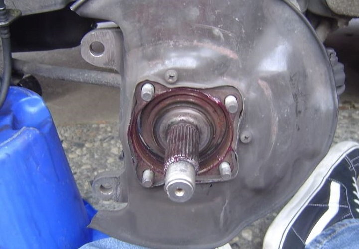 Honda Accord wheel bearing and axle end