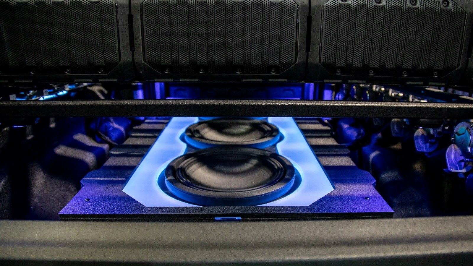 Alpine Equalizer Gladiator Is One Big Rolling Boombox Jkforum