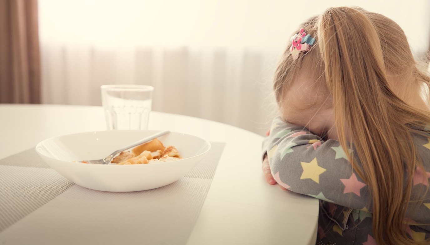 girl refusing to eat