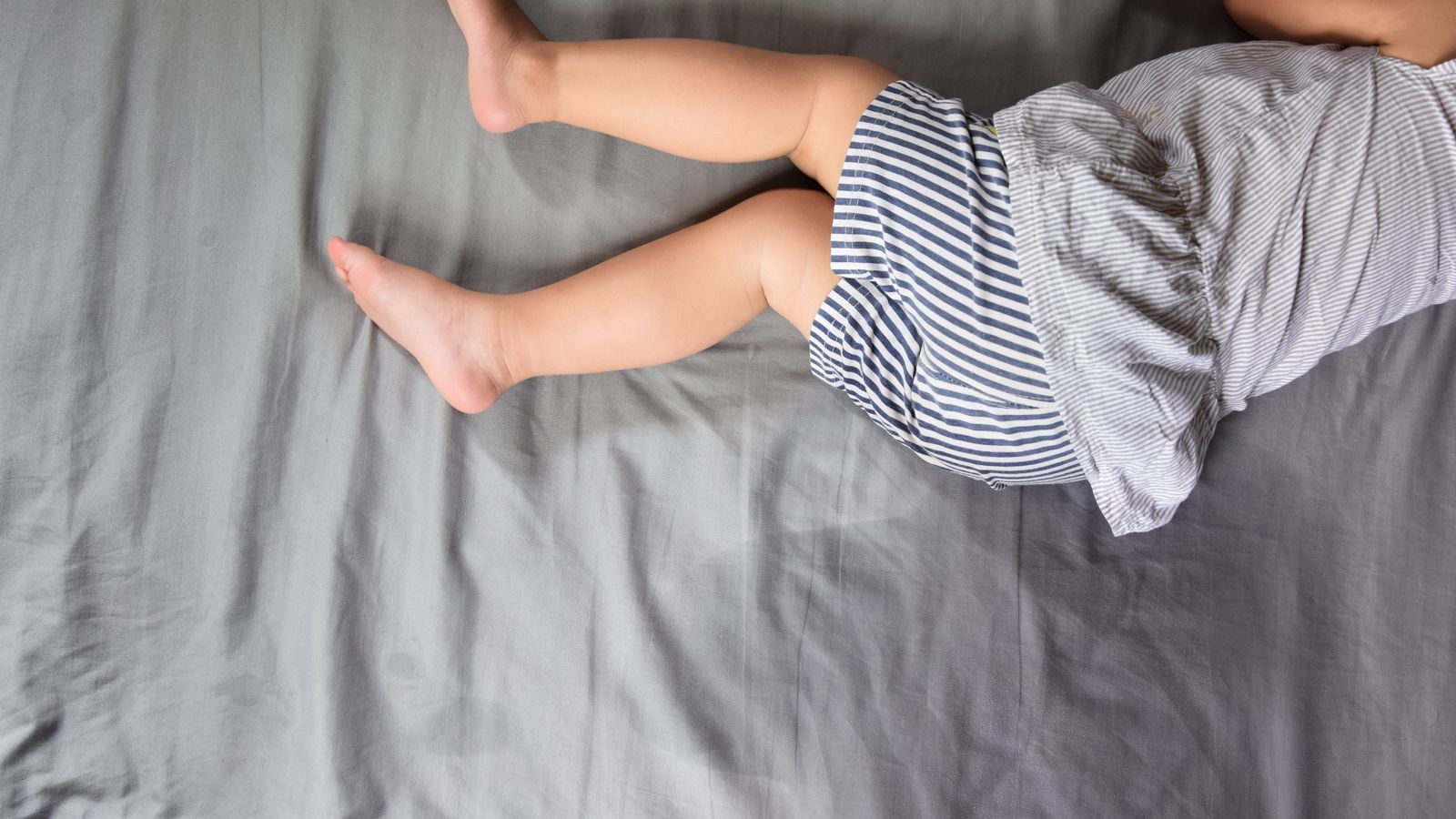 toddler wetting the bed
