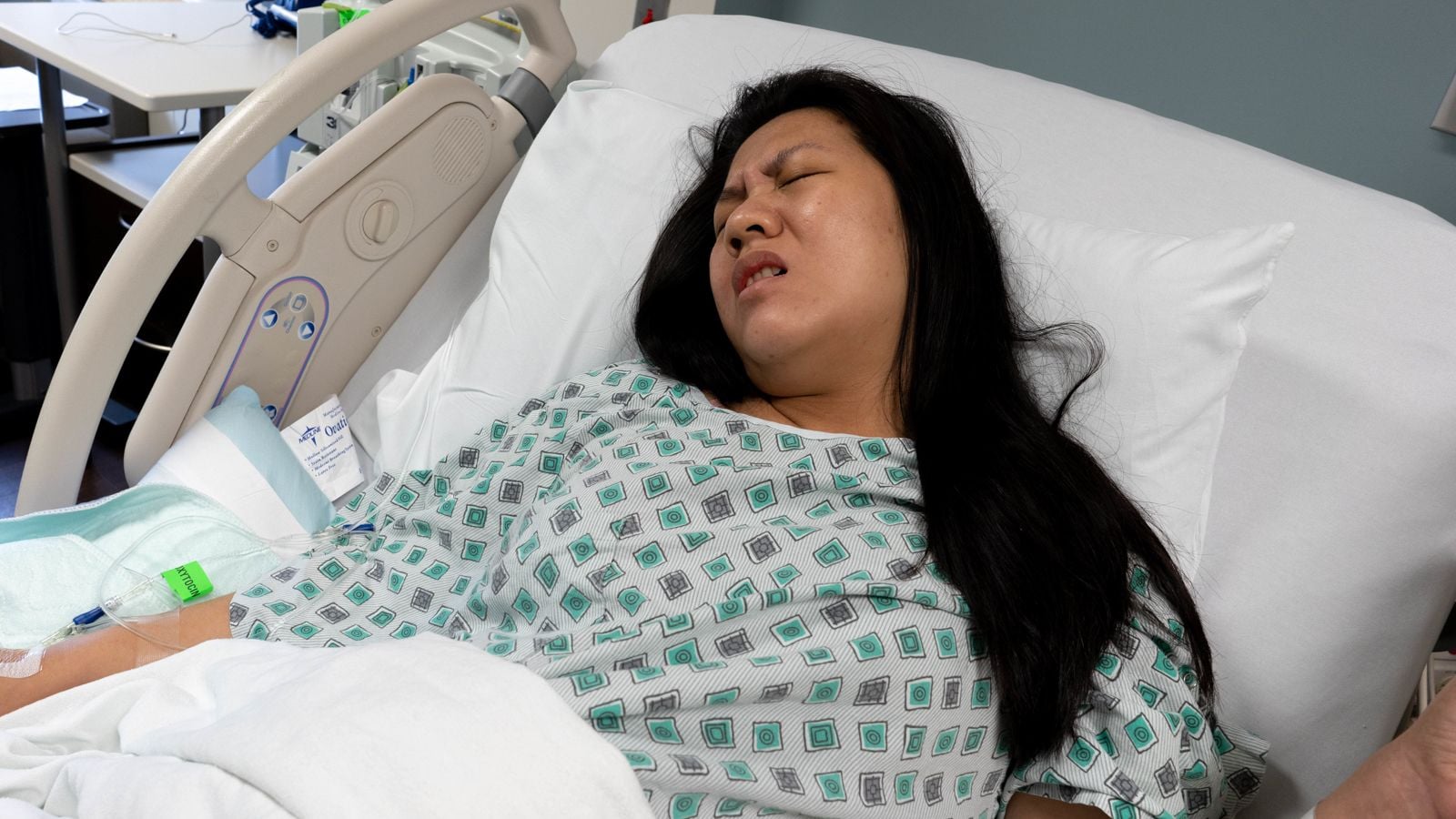 pregnant woman in labor at the hospital