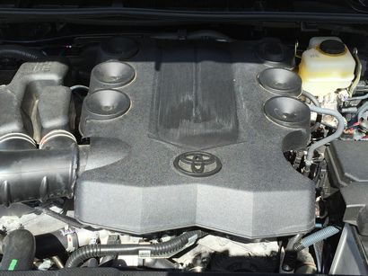 2016 Toyota 4Runner all-aluminum 4.0-liter DOHC V6 