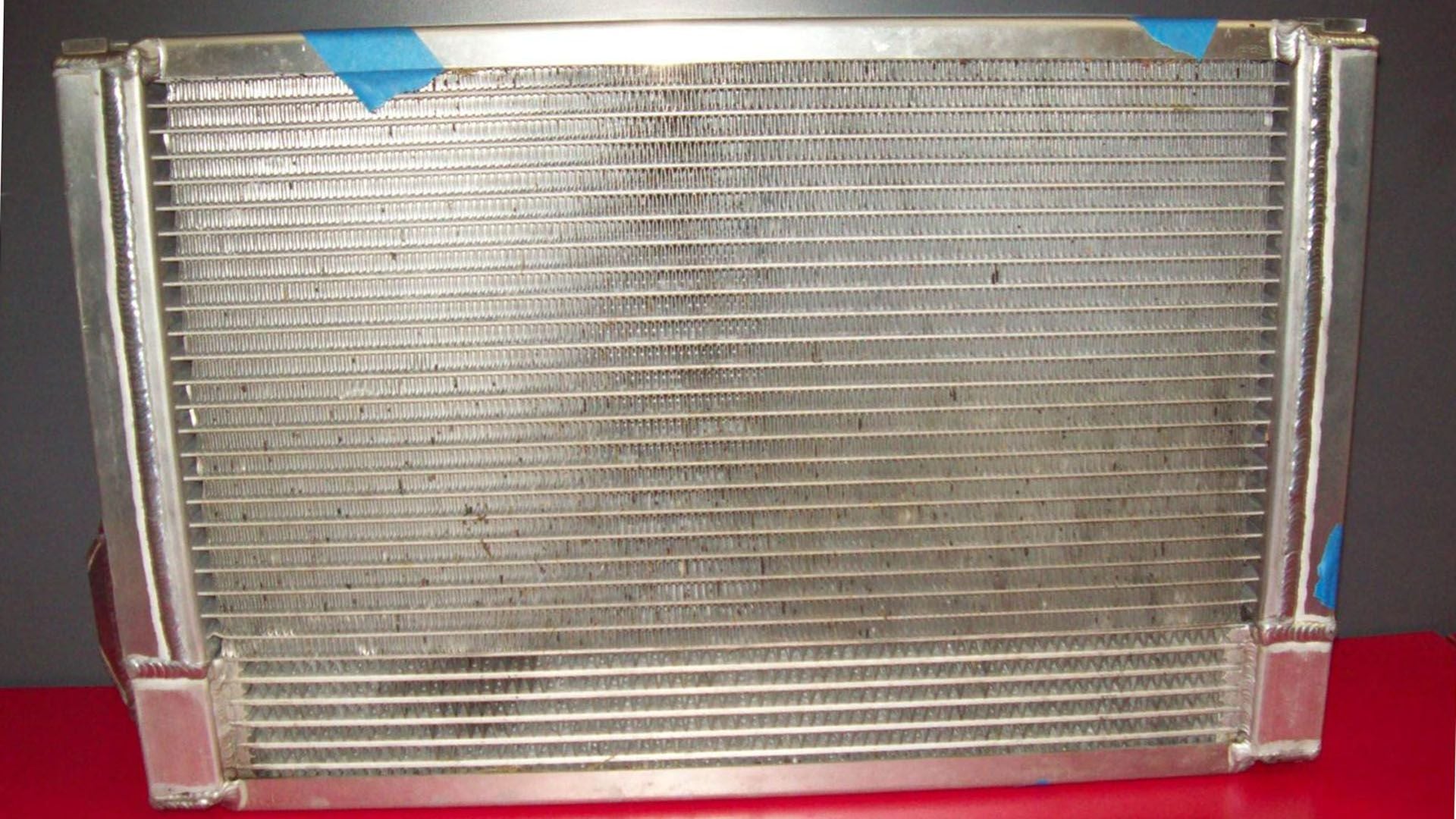 радиатор на porsche 928 -94