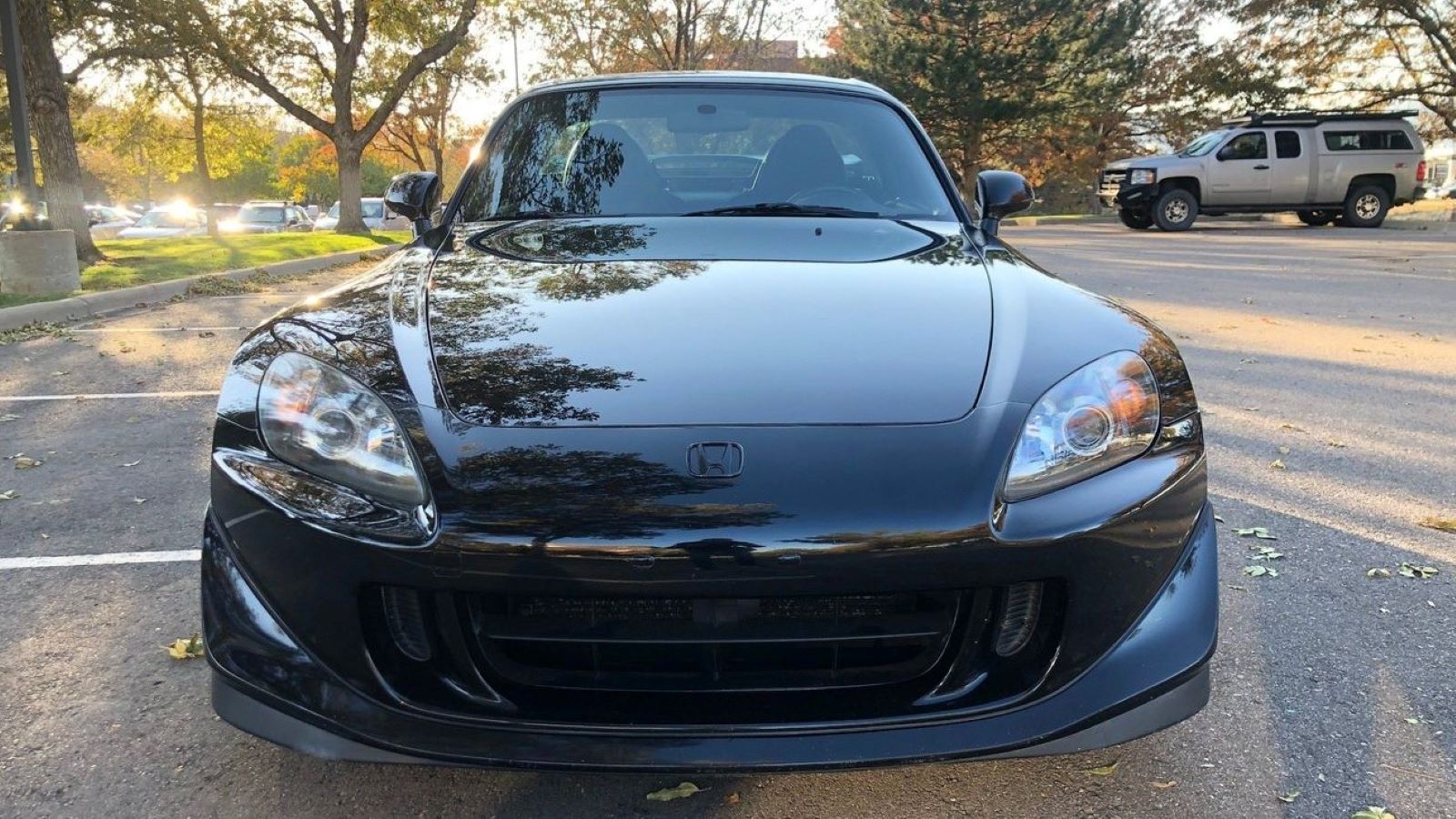 Club Racer in Berlina Black Looks Like an Onyx Gemstone | S2ki