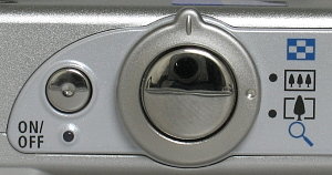 Canon PowerShot  SD200 Digital ELPH