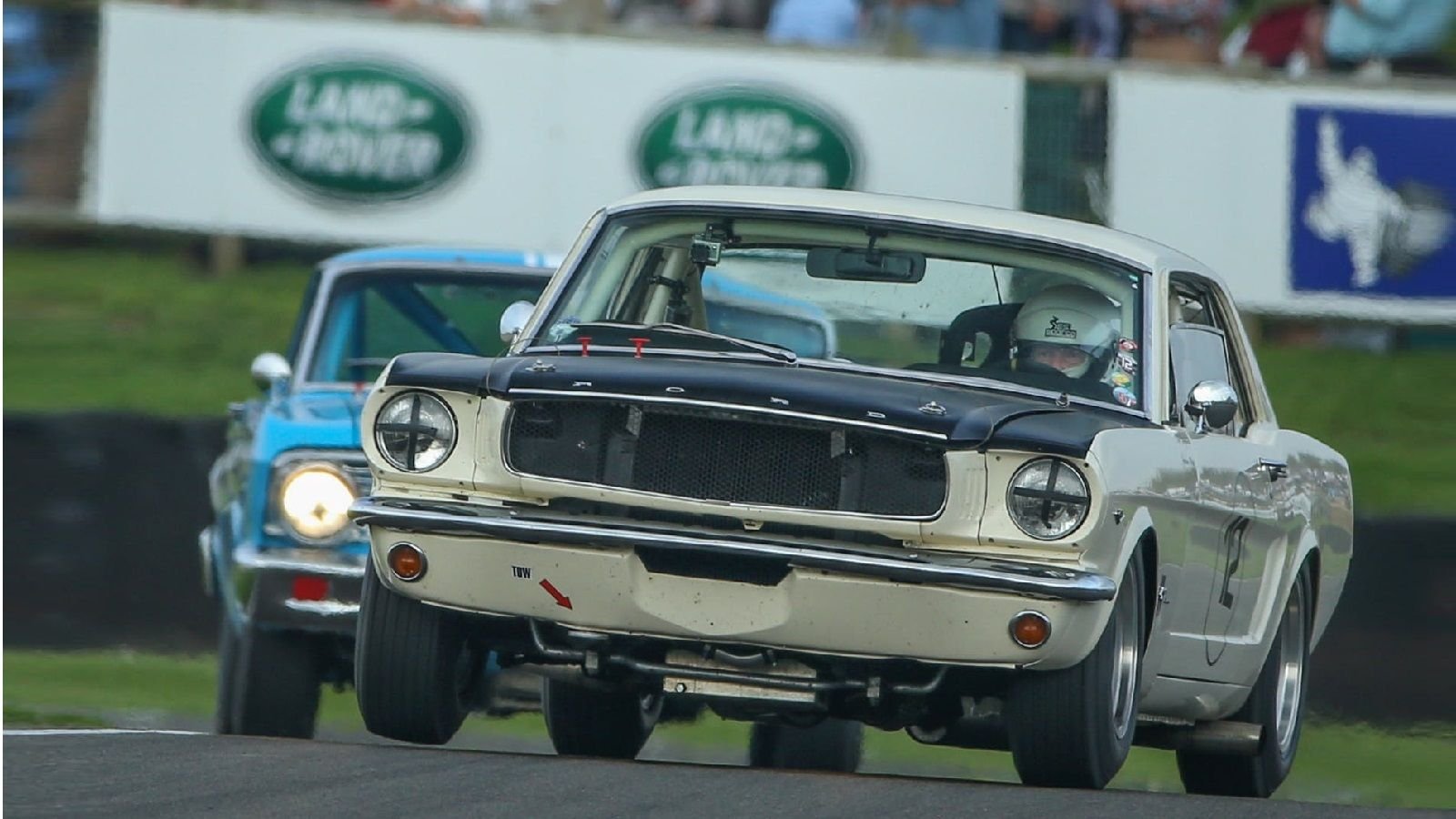 Mustangs, Cobras, GT40s, and More Mix It Up at Goodwood Themustangsource