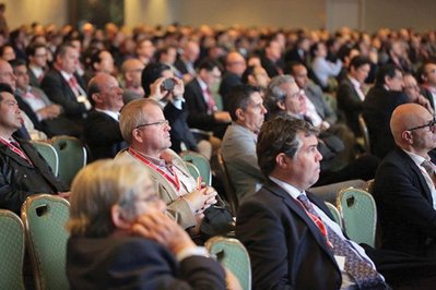 Over 4,000 attendes listen in on a morning session at VEITHsymposium in New York City