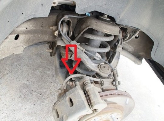 Toyota Tundra brake lines