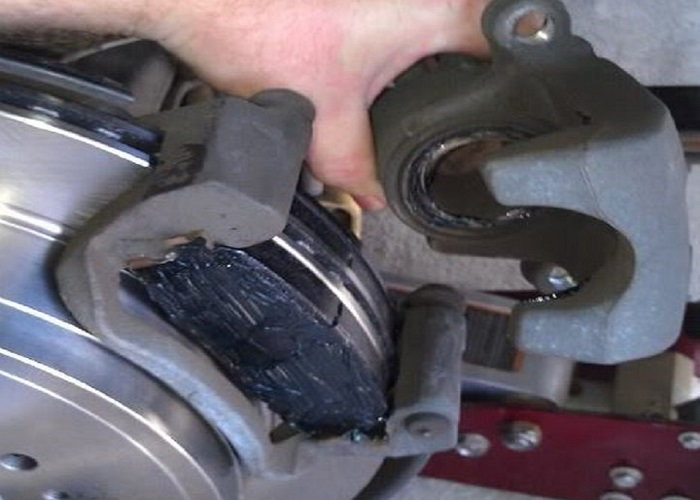 Toyota Tundra Replacing Brake Pads, Calipers and Rotors