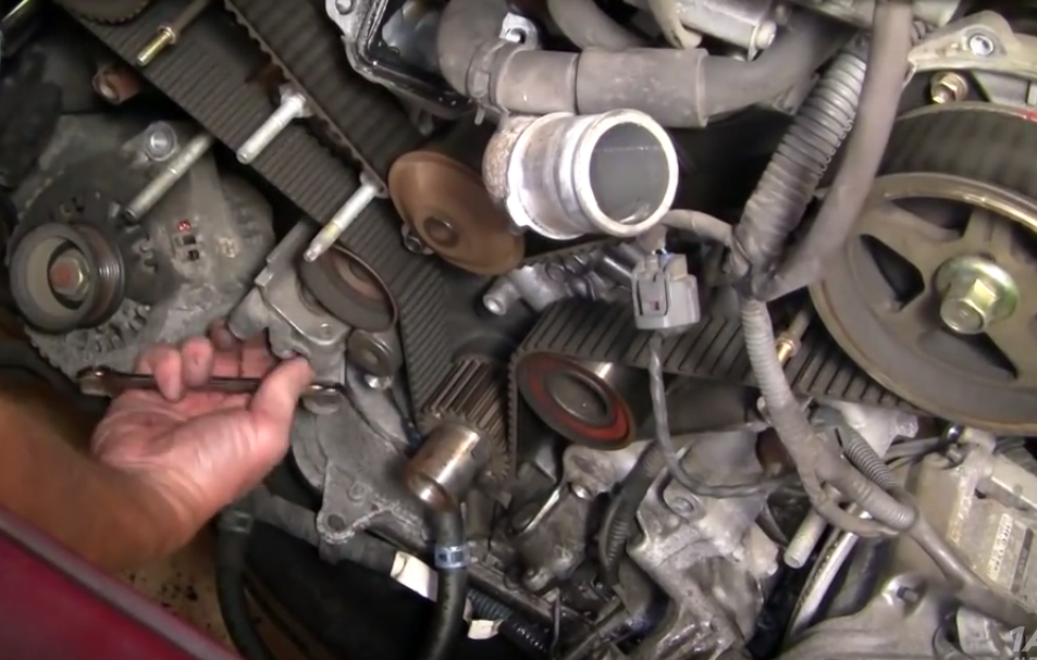 Toyota Tundra: How to Replace Timing Belt and Water Pump | Yotatech