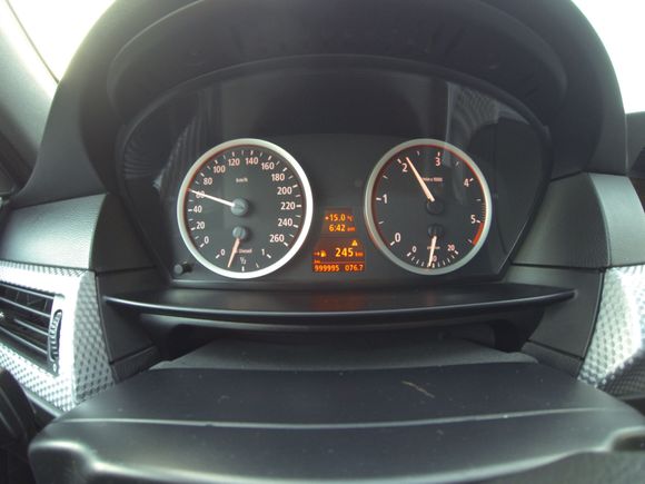 in 2015 I hit the 1 million km, today still rolling with about 1.2 million. Running strong M57D25TÜ!