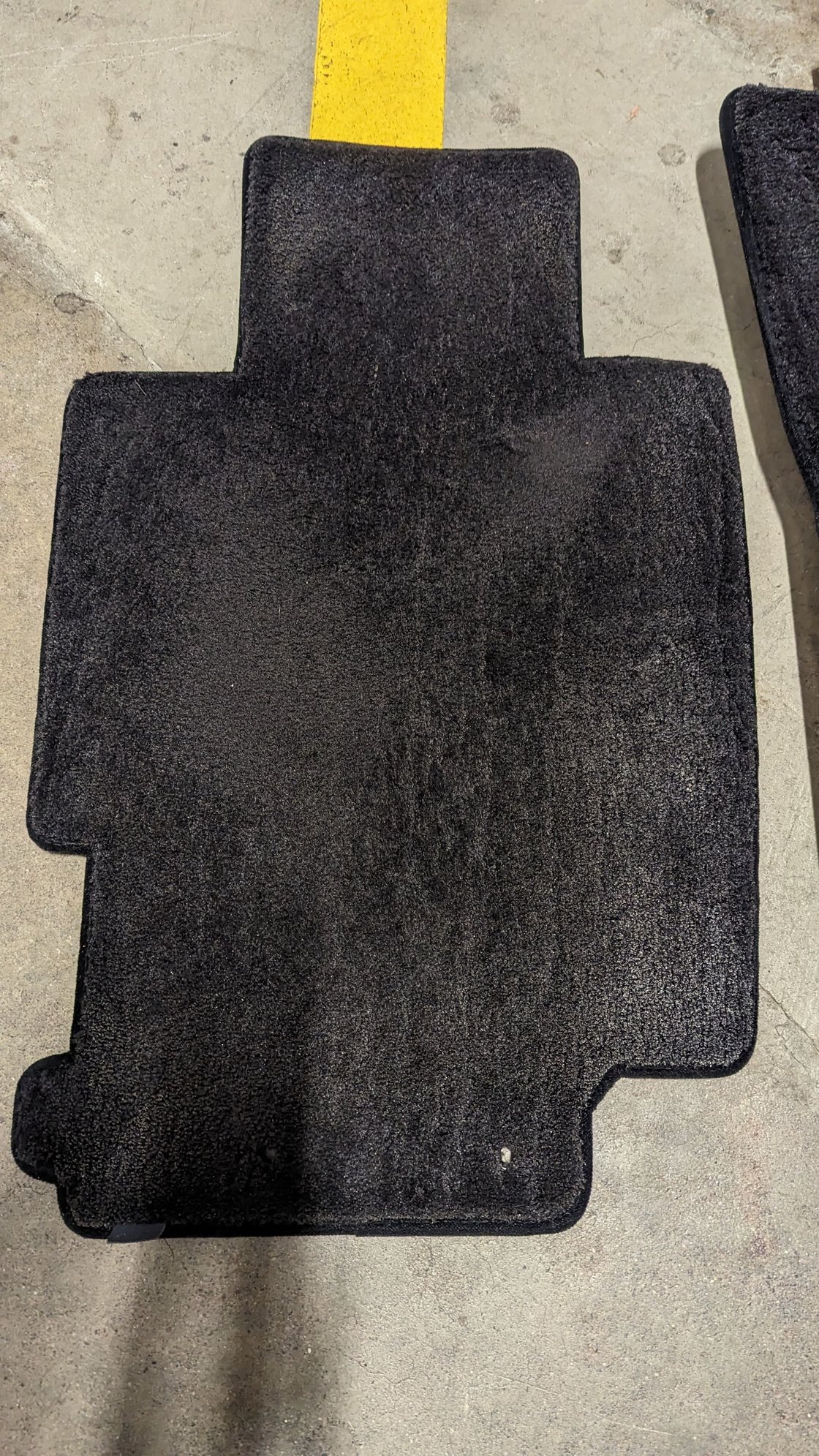 FS: 3G TL Lloyd Luxe Luxury Floor Mats - AcuraZine - Acura Enthusiast  Community