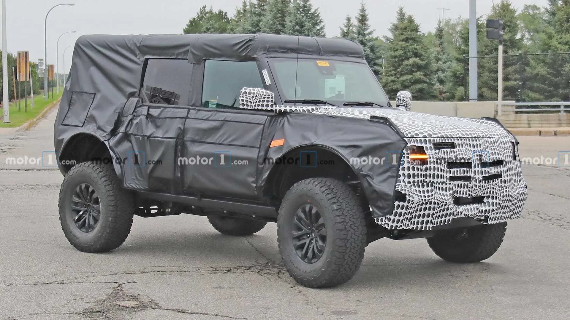 2021 Ford Bronco enters production in Michigan - CNET