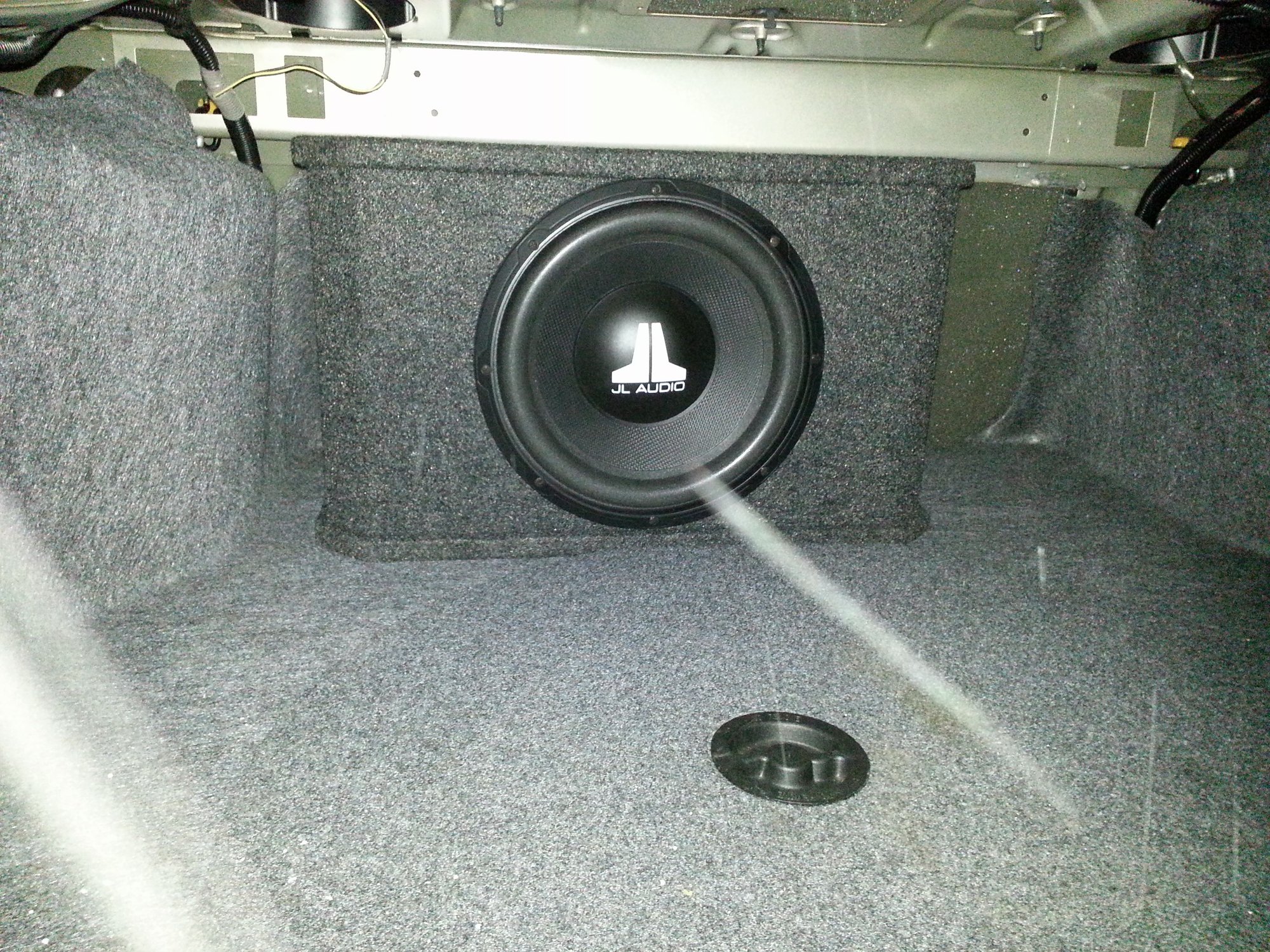 Can an aftermarket subwoofer cause damage to navigation? AcuraZine
