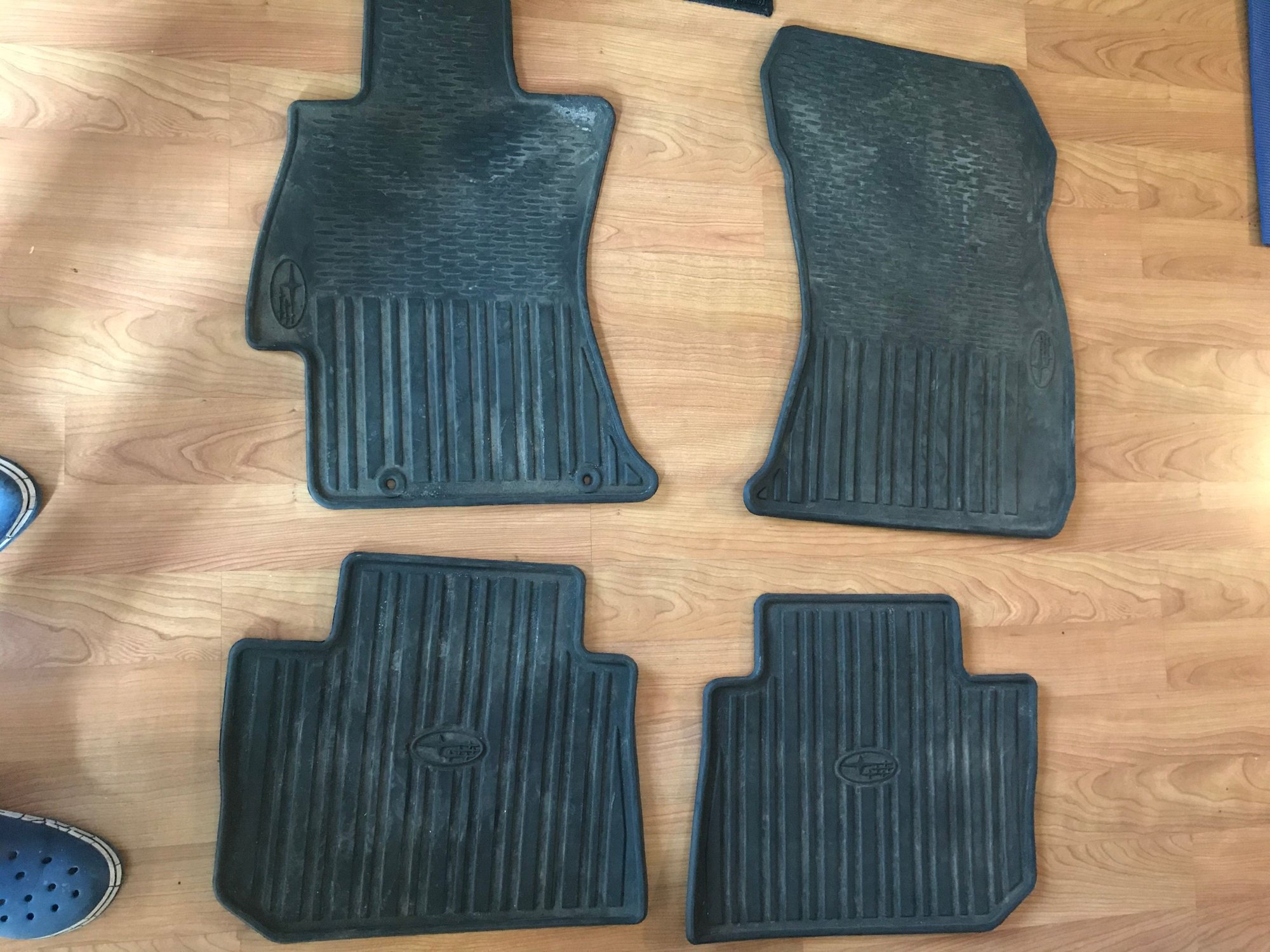 Accessories - FS: Wheel Lock and Floor Mats - Used - Chicago, IL 60616, United States